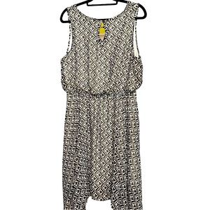 Plus-Size Dress: black & white geometric print handkerchief hi-low keyhole midi